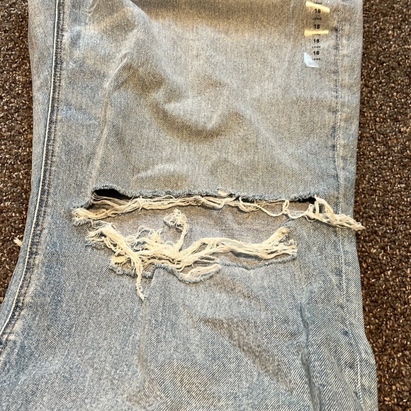 American Eagle stovepipe jeans - Picture 4 of 5